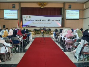 Suasana Auditorium 2 Kampus III UIN Walisongo Semarang saat acara Seminar Nasional Akuntansi. Selasa, (22/10/2019)