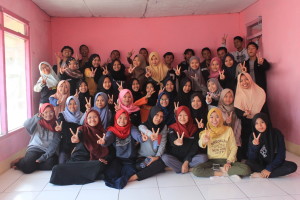 Workshop Lapangan, Calon Kru Magang Ditantang Selesaikan Tugas dalam Semalam