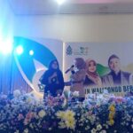 UIN Walisongo Bersholawat Bareng Veve Zulfikar; Dimeriahkan Oleh Tabuh Rebana Kolosal